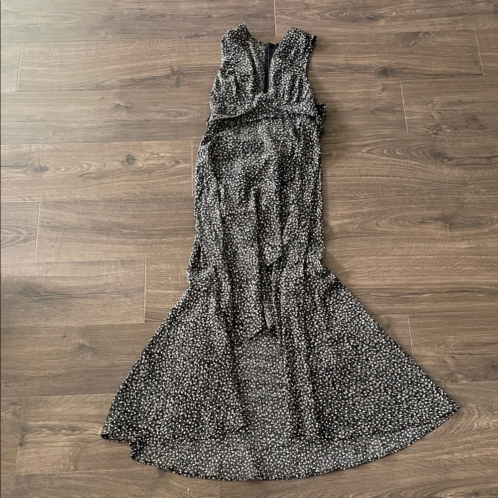 Lulu's Black Floral Pattern Sleeveless Maxi Dress, Size Small